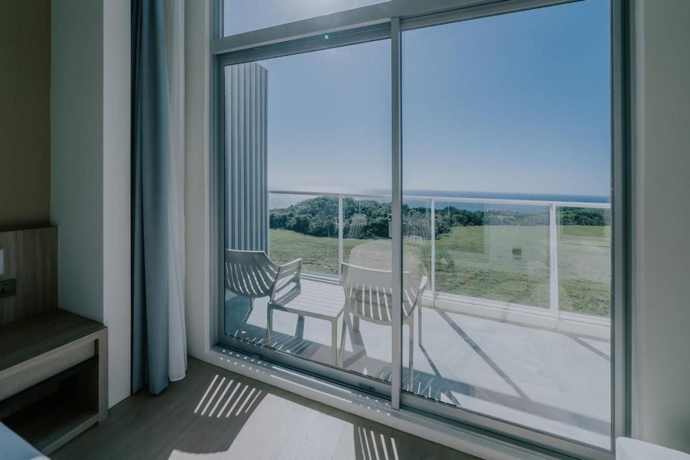 Sunlight On The Peninsula Hotell Cape Eluanbi Rum bild
